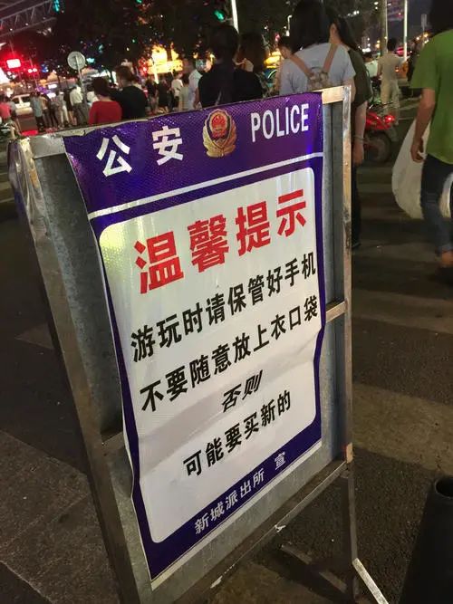 我文案又输给了民间大神