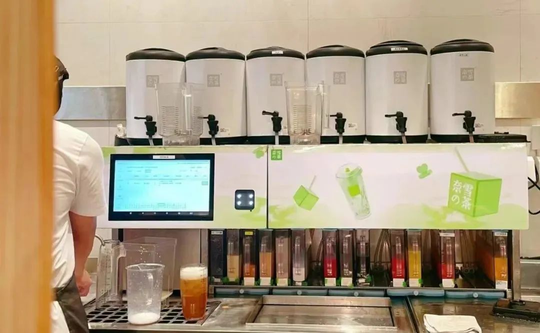 6秒出一杯,智能设备成新茶饮搞钱利器?