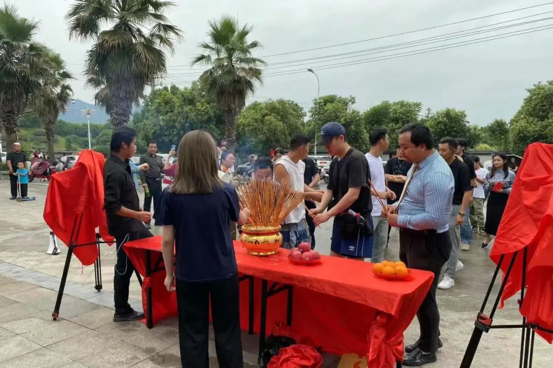 “狂飙”的短剧,用十万成本撬动千万生意