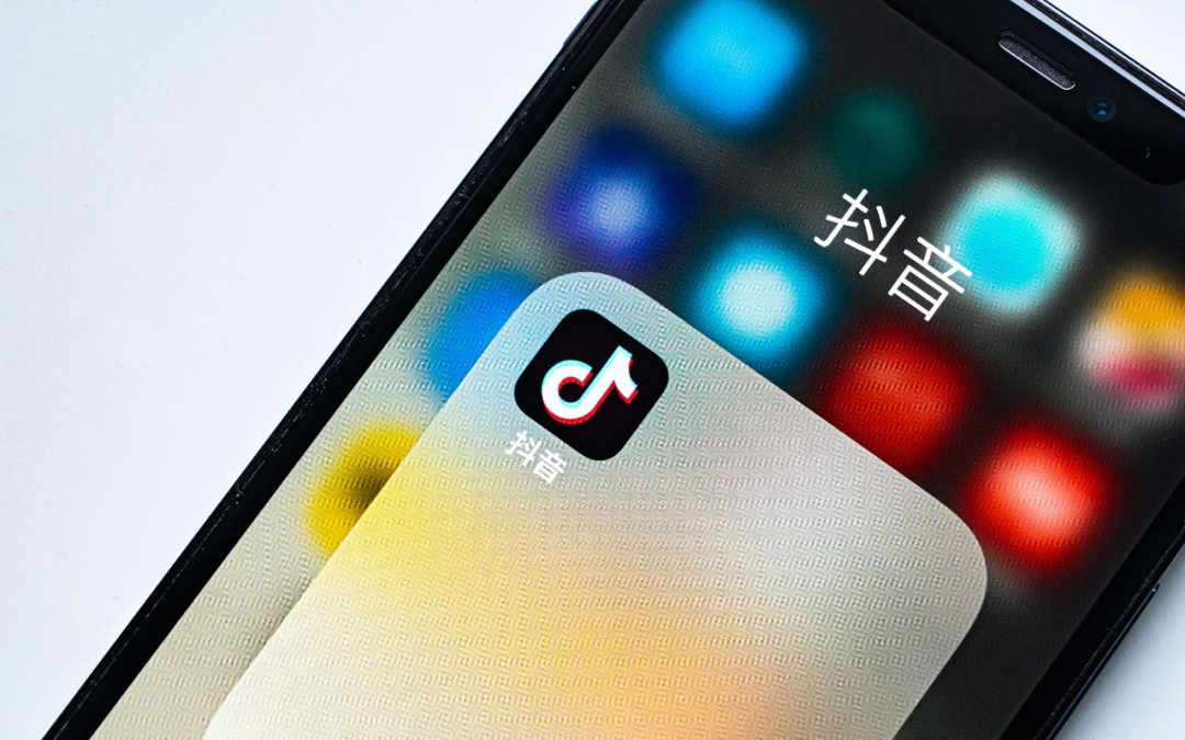 抖音PK美团到店 2024年开打堑壕战