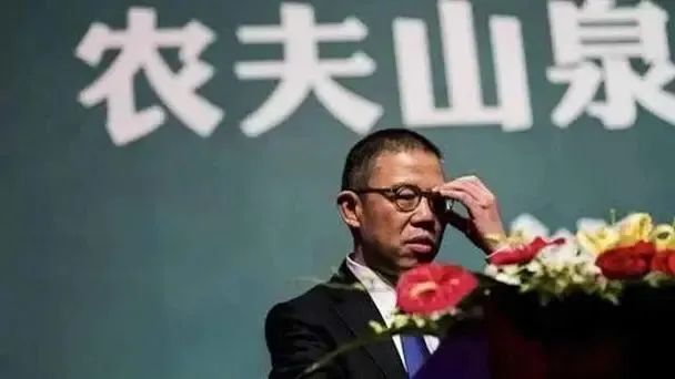 钟睒睒回应&ldquo;宗老二三事&rdquo;，农夫山泉危机公关有点&ldquo;悬&rdquo;...