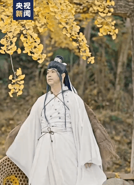 变装、玩梗、神曲热舞，&ldquo;网红&rdquo;局长比网红更会整活