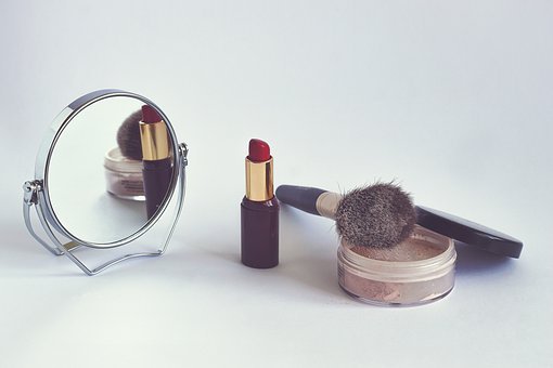 6-14-6cosmetics-1543276__340.jpg