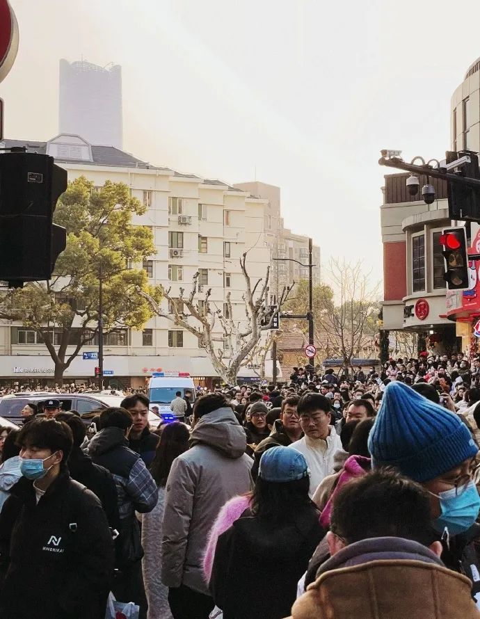 韩国人不会受到震撼,而武康路会堵住