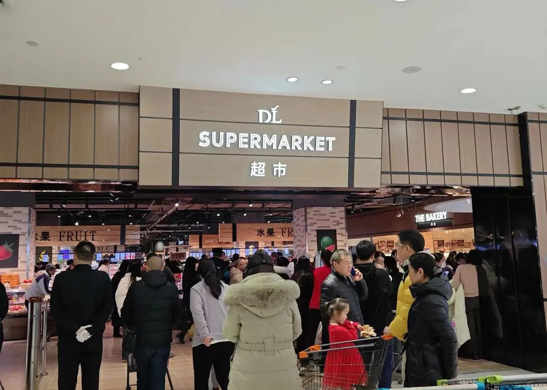 “爆改”式帮扶,胖东来这样整顿超市?