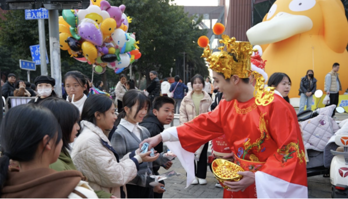 2025朴朴超市年货节的这一桌营销好饭，真香！
