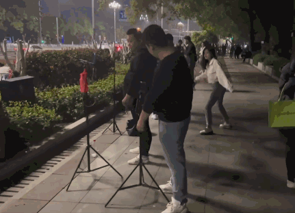 低俗网红直播,蔓延的“城市病毒”