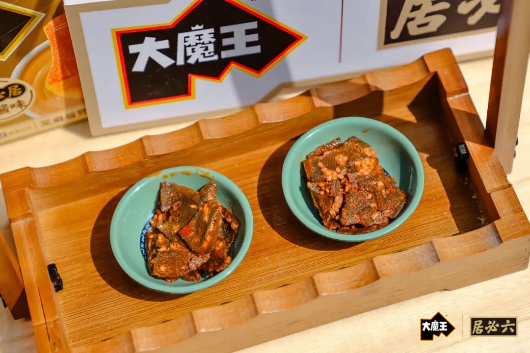 穿越吃明朝下午茶？盐津铺子大魔王拿捏新中式流量密码