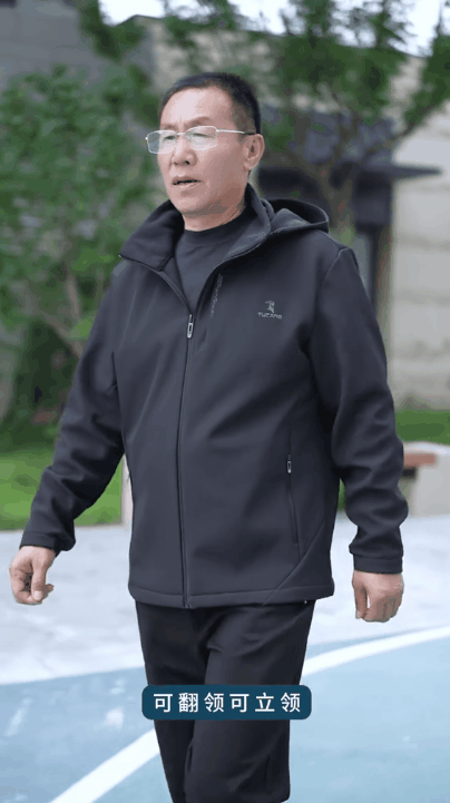 男人老了,比女人更爱买?中式老钱才是掌管直播消费的神!
