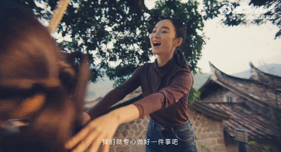 喊话行业模仿者,ubras这支广告格局太大了!
