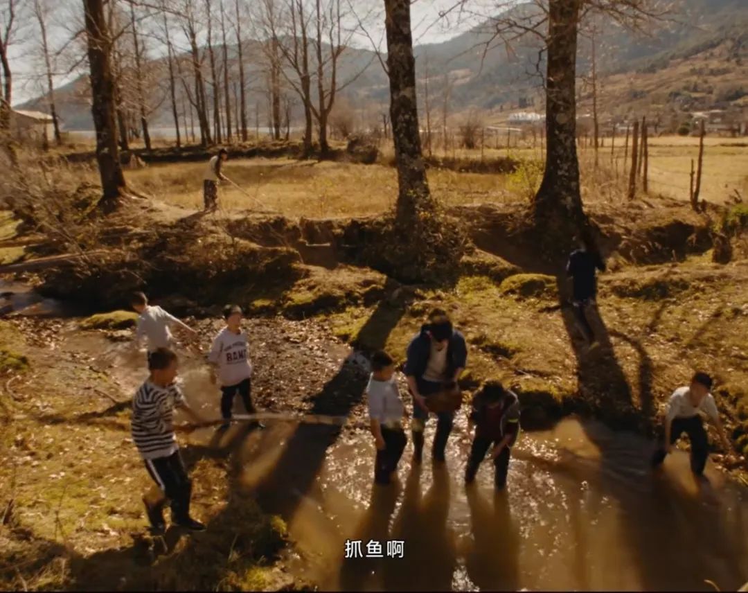 抚慰情绪，鼓励童趣，六一专场不止儿童【案例挖掘机】