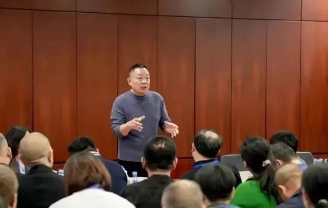 对永辉,胖东来或许只能帮到这一步