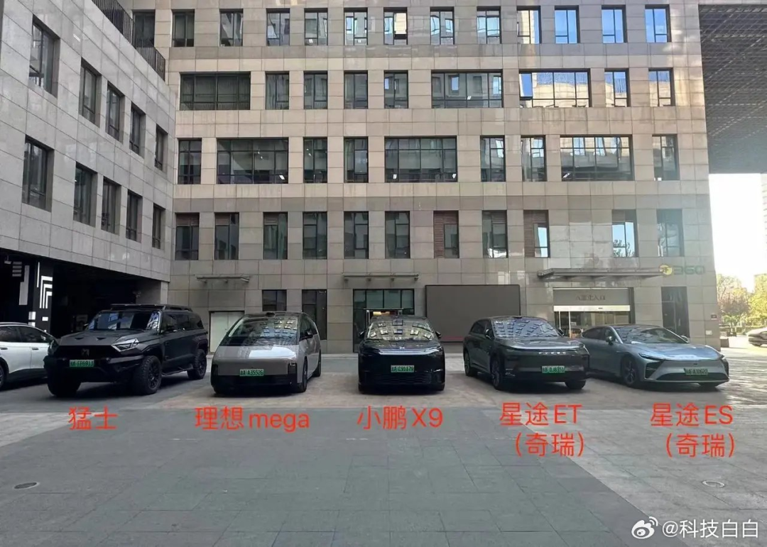 互联网营销两大宗师:周鸿祎和雷军做个人IP有什么不同?