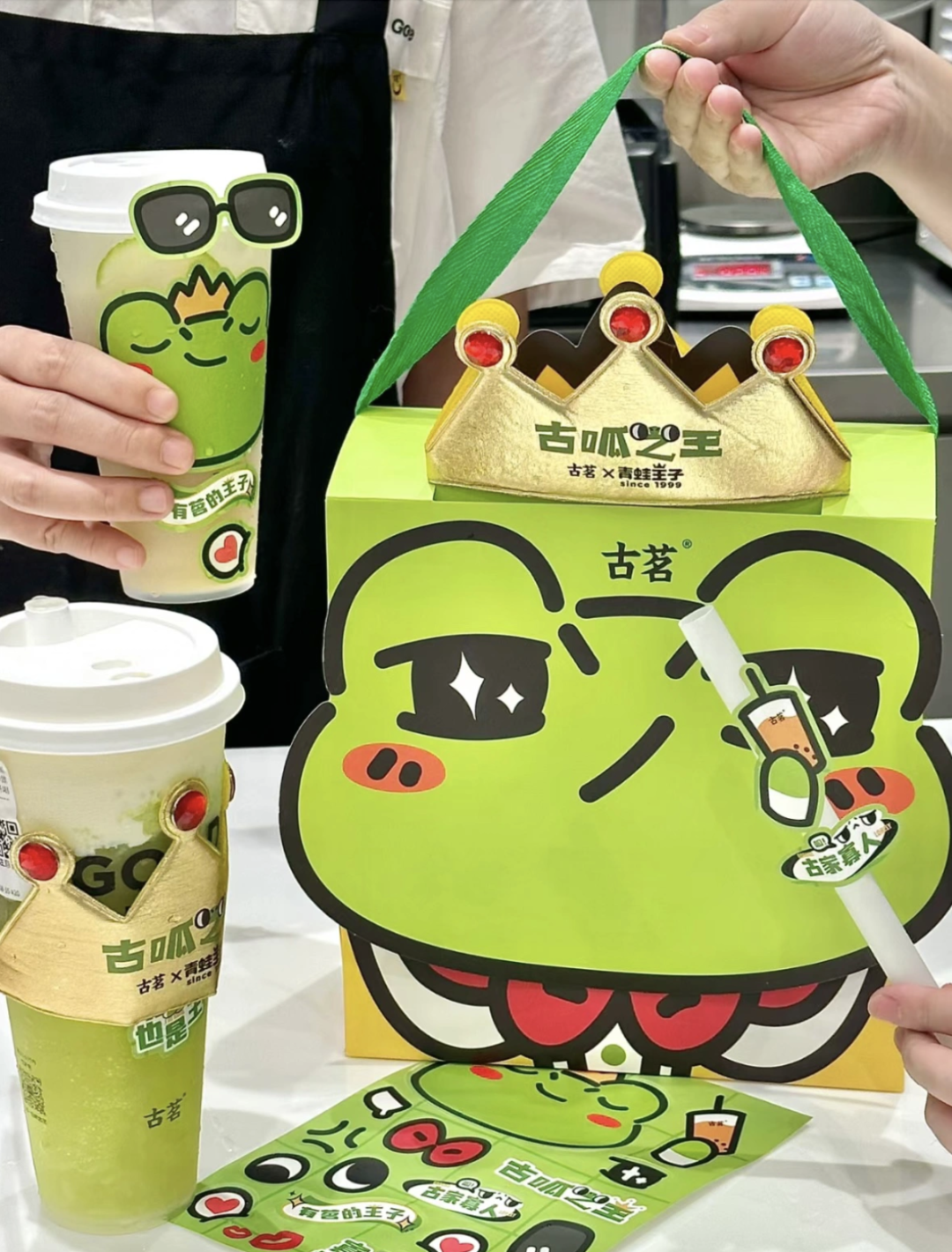 除了“嘴都亲烂”,聪明的品牌过情人节还有N种浪漫