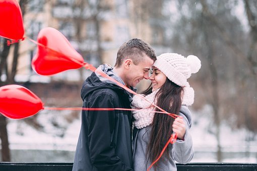 夫妻people-2589047__340.jpg