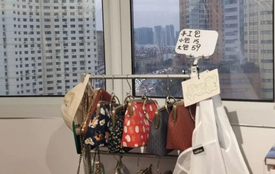 女装开始搞自助,是真需求还是玩噱头?