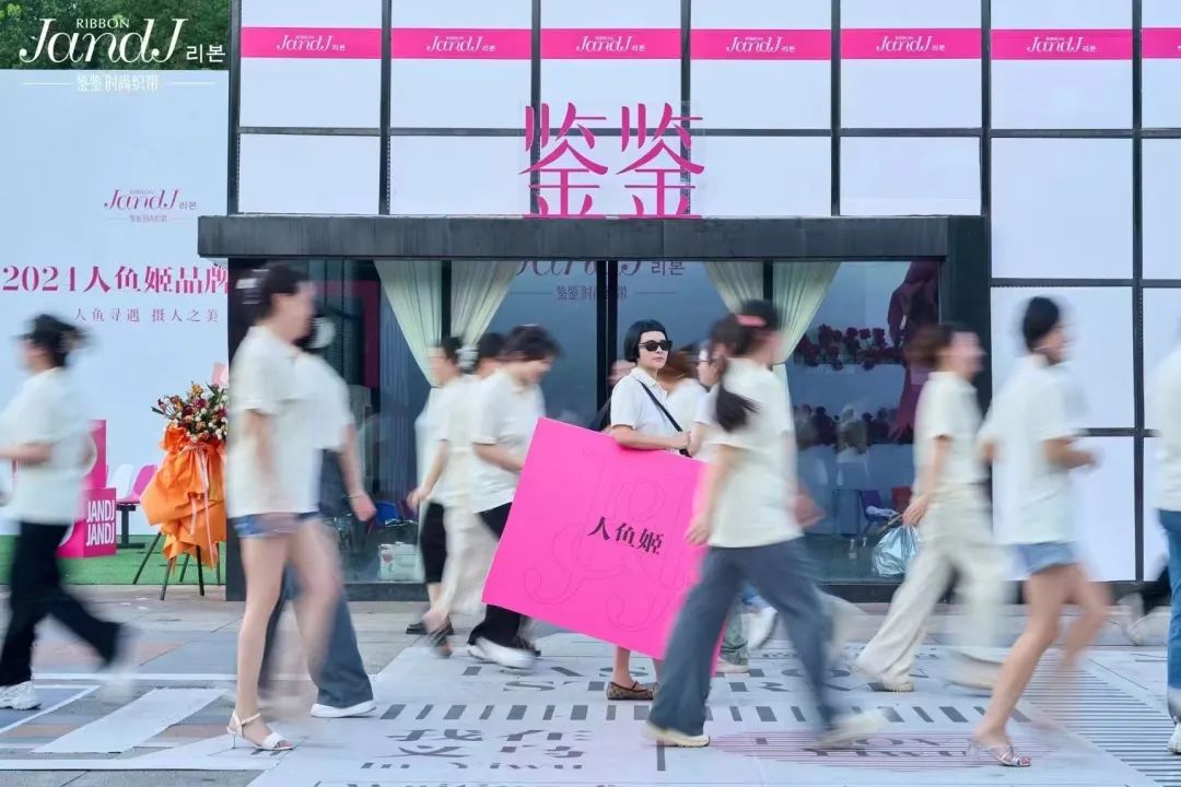 义乌“出海娘子军”如何跳出不同“样板戏”?