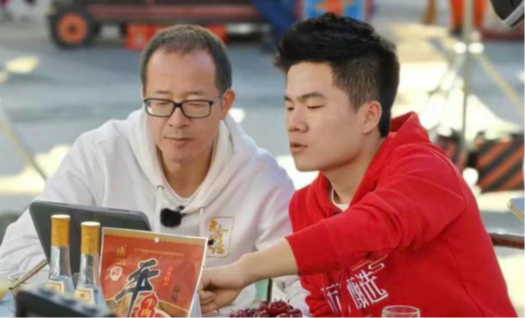 大事盘点丨董宇辉再造&ldquo;董宇辉&rdquo;、孙东旭重回东方甄选、蔚来汽车报警、保时捷回应纠纷、博世裁员