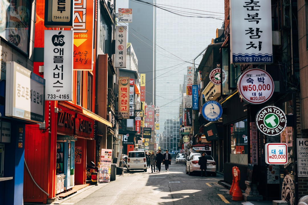 2022年的韩国人，正在经历第一次「双十一爆仓」