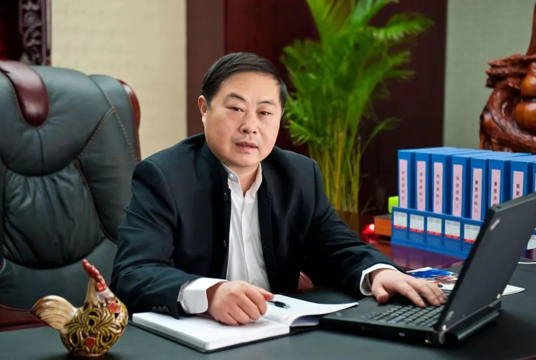 估值180亿,“网红”老乡鸡为何终止IPO