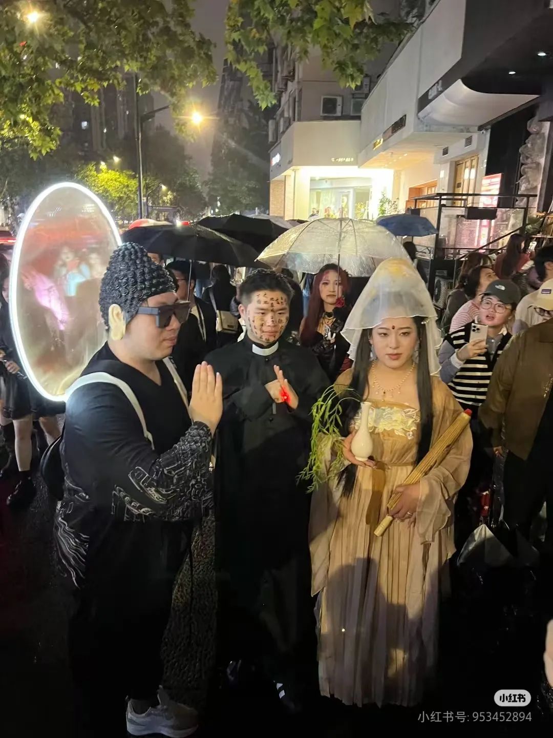 万圣节变&ldquo;万梗节&rdquo;，品牌如何出鬼点子？