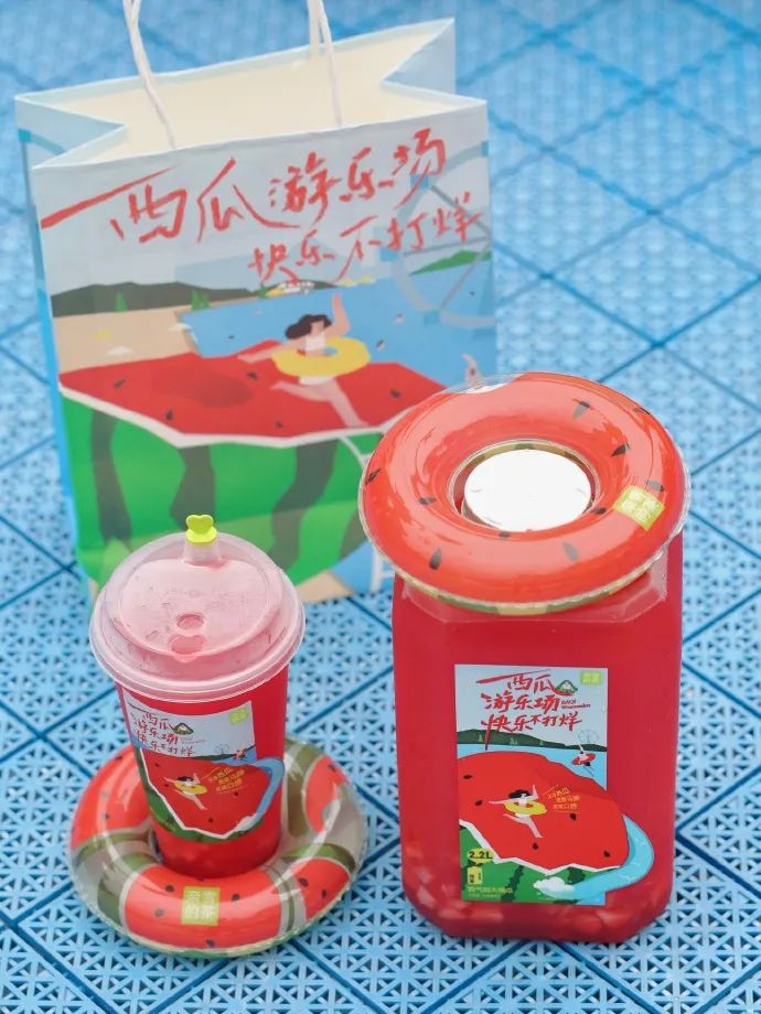 奈雪一桶2.2L，主打一个&ldquo;大&rdquo;营销！