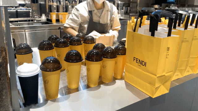 FENDI和喜茶刷屏,其他品牌联名能抄作业吗?
